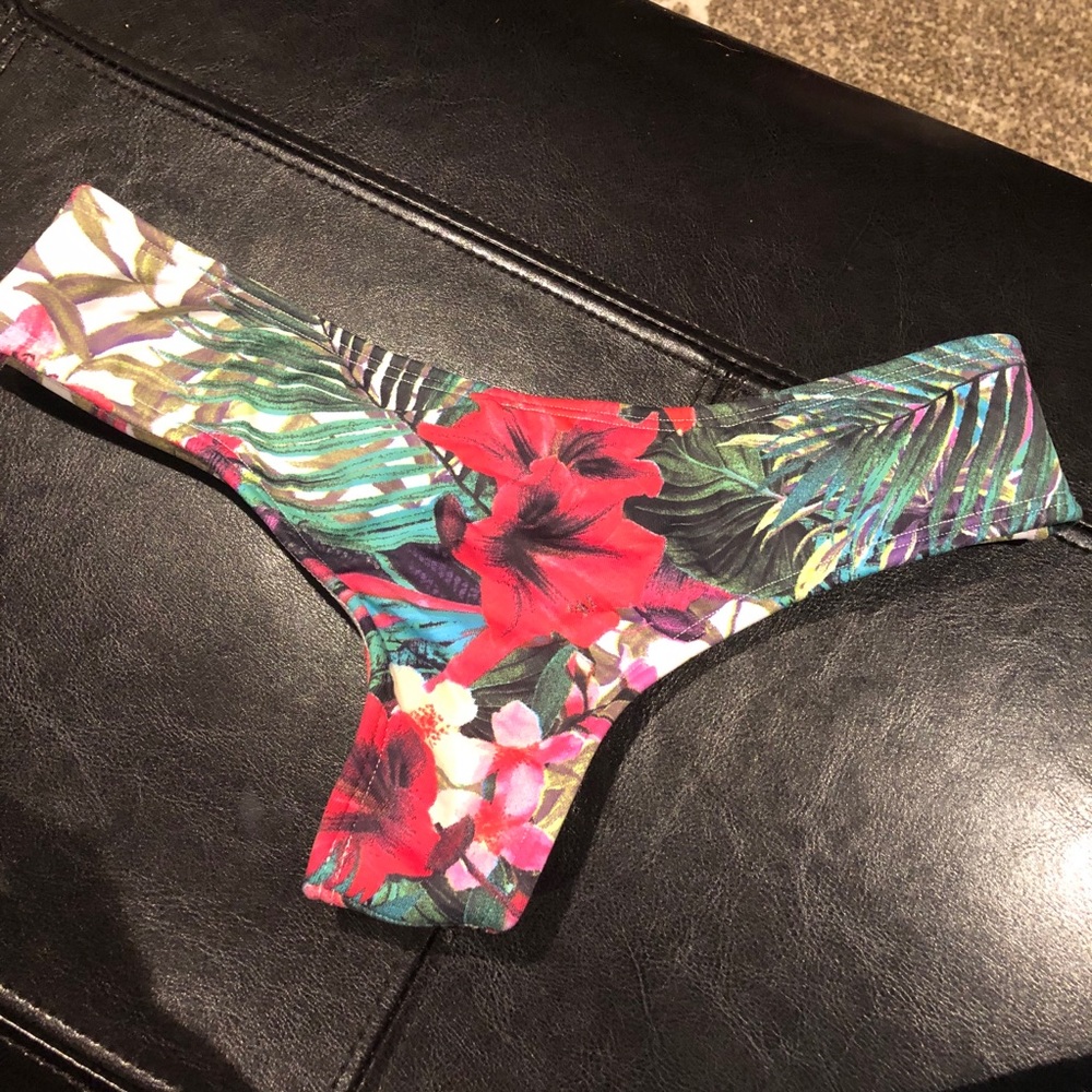 Midori whale tale bottoms